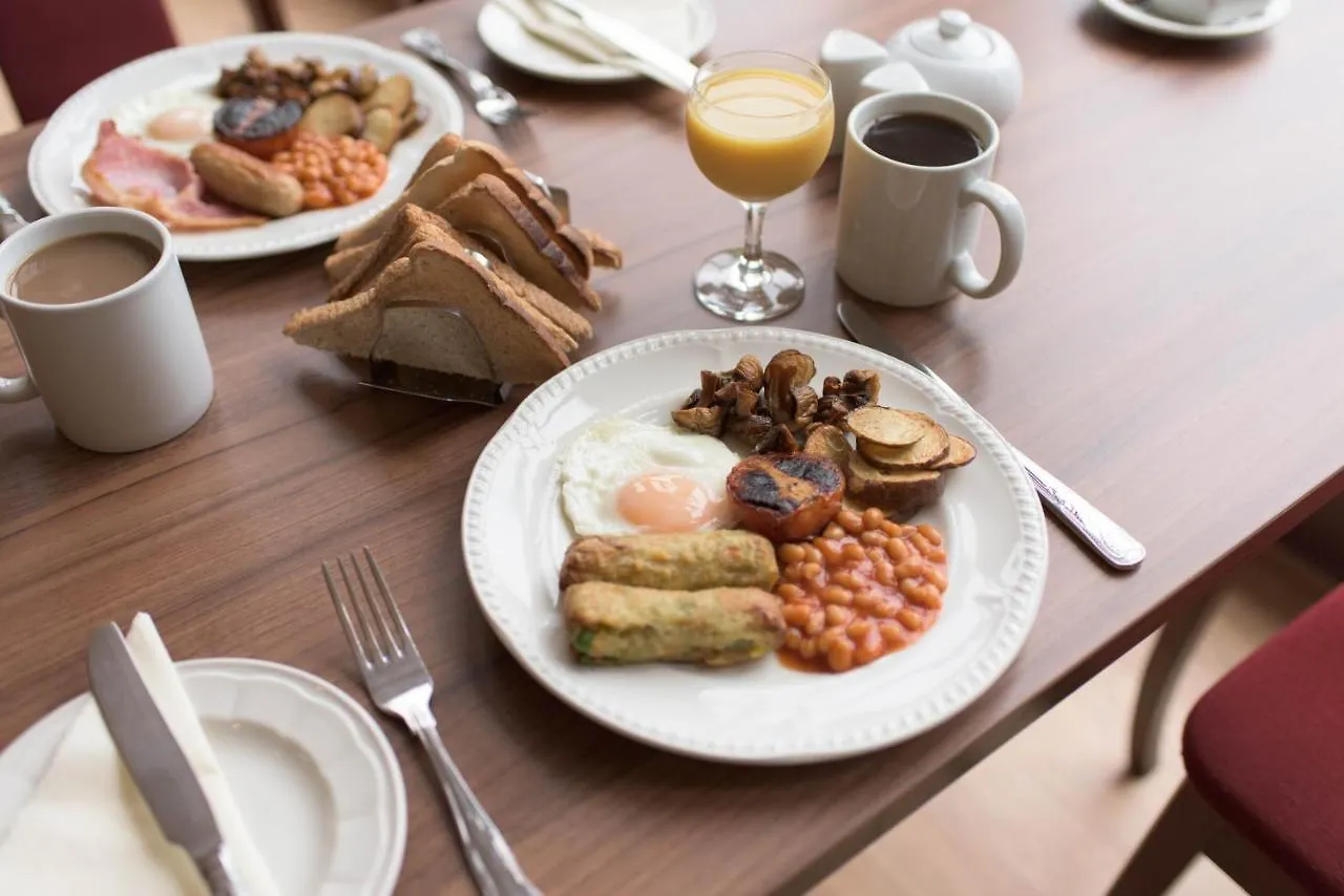 Pinegrove Hotel Carlisle  Carlisle (Cumbria)